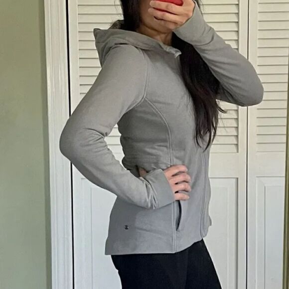 Lululemon gray sweatshirt Hoodie zip up drawstring coat size 8‎ - Picture 1 of 6